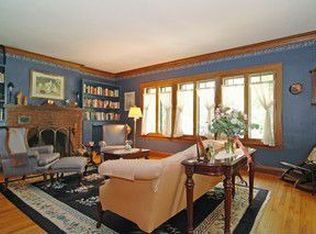 5667 N Newark Ave, Chicago, IL 60631