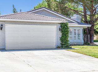 43843 Broadwater Ave, Lancaster, CA 93535