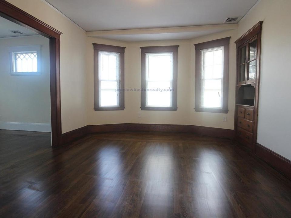 2nd image of 34 Brooksdale Rd #2EK