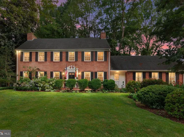 1218 Balfour Dr, Arnold, MD 21012