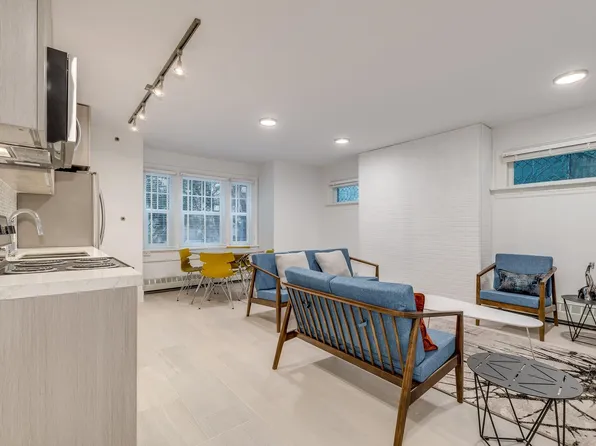 1425 Haro St #101, Vancouver, BC V6G 1G2