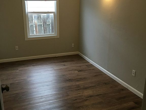 4th image of 1401 S 24th Ave #1