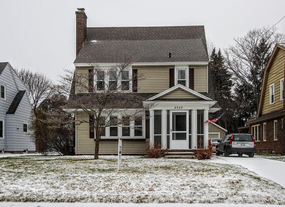 1st image of 2329 Paris Ave SE