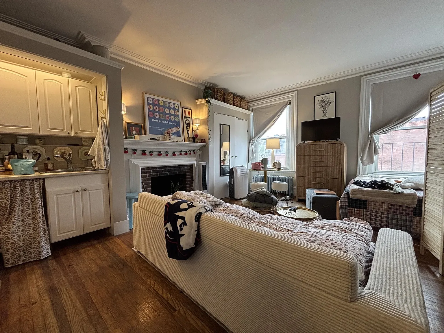 Studio, 500 sqft, $2,600 — Photo 2