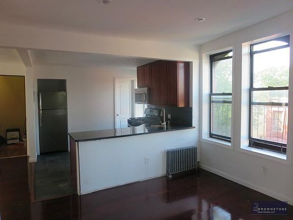 2nd image of 486 11th St #4