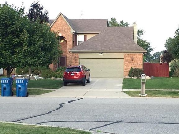 3rd image of 3570 Fieldcrest Ln