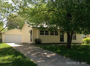706 Galahad Ln, Troy, IL