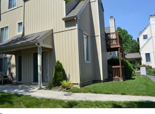 167 Woodlake Dr, Marlton, NJ 08053