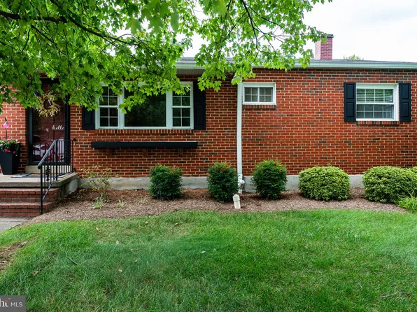 26 Kempton Rd, Glen Burnie, MD 21060