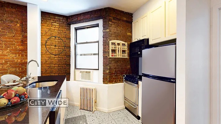 Rented by City Wide Apartments | media 9