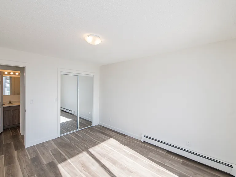 641 Meredith Rd NE — Photo 11