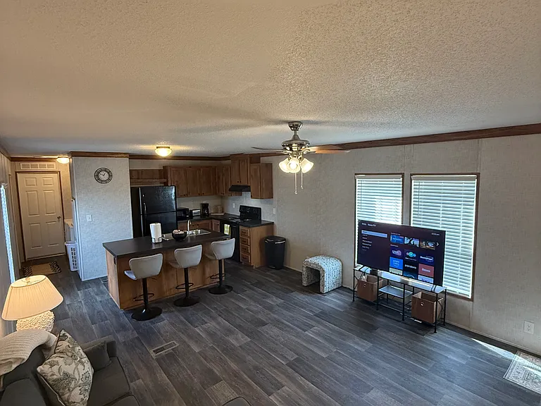 14431 Stephens Rd — Photo 24