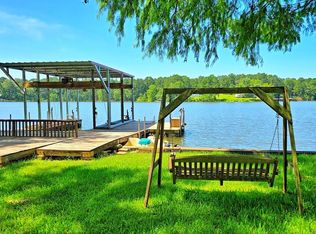 260 Lake Dr, Milam, TX 75959