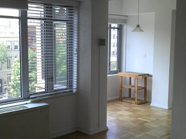 406-1711 Massachusetts Ave NW Unit 406, Washington, DC 20036