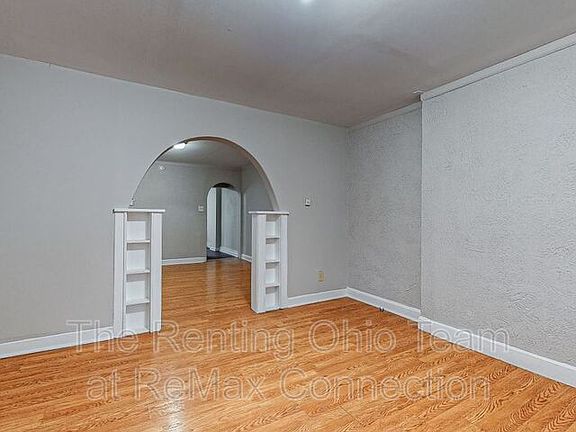2nd image of 1074 E 20th Ave