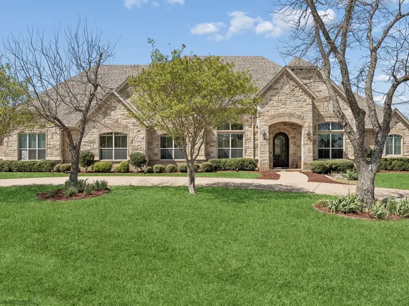 8900 Augusta Dr, Granbury, TX 76049