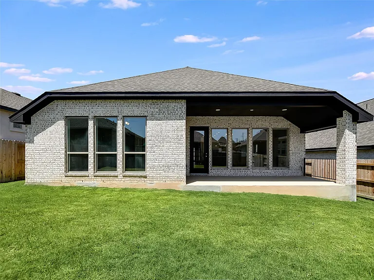 612 Jefferson Dr — Photo 29