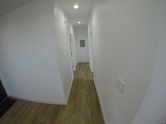 4th image of 4904 Coke Ave #2
