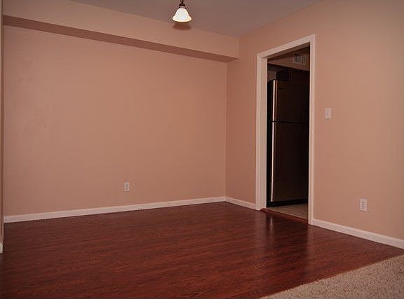 4th image of 4515 Headwood Dr Suite 202