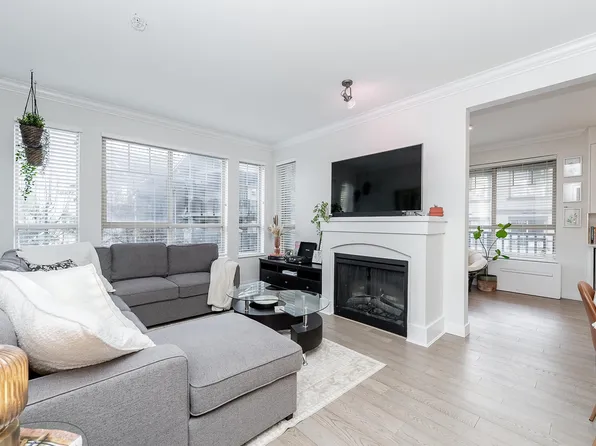 2969 Whisper Way #208, Coquitlam, BC V3E 3S8