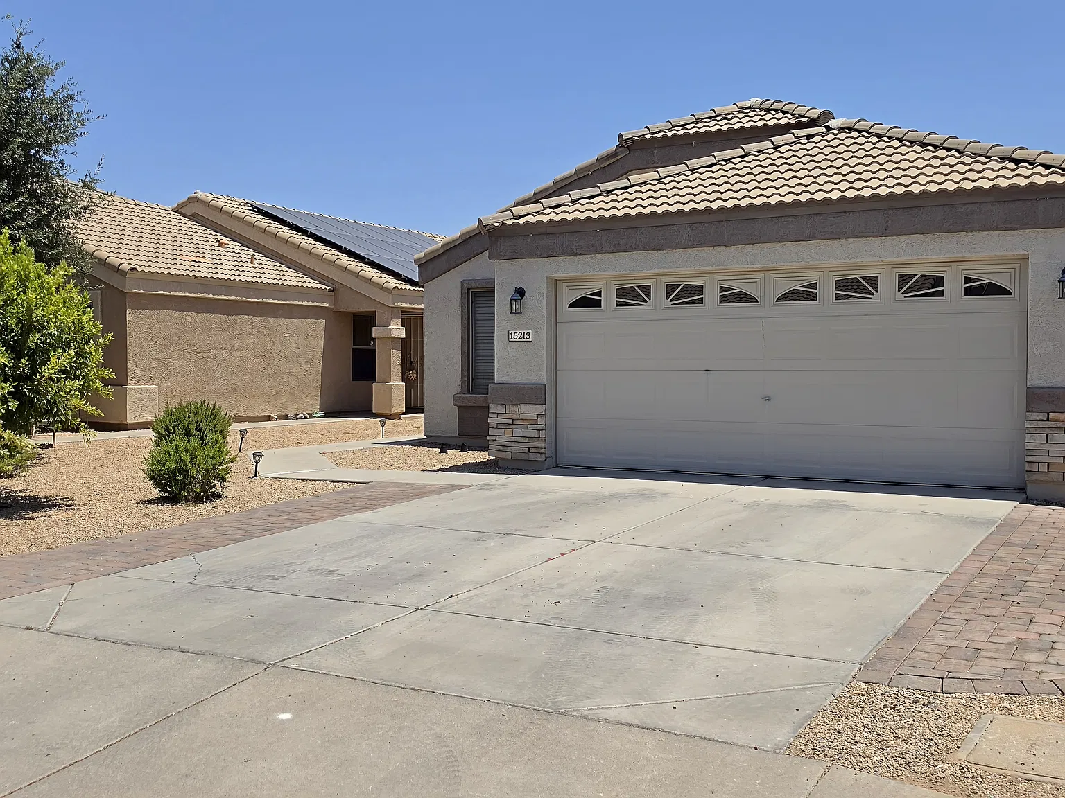 4 bed, 1642 sqft, $2,100 — Photo 3