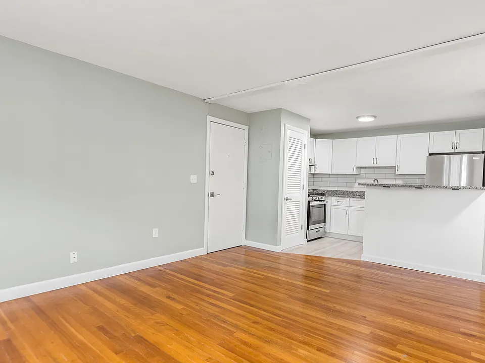 1 Elaine St #36