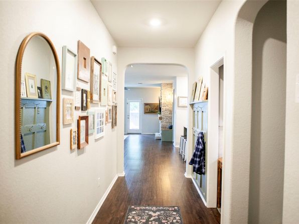 1012 Estes Park, Taylor, TX 76574