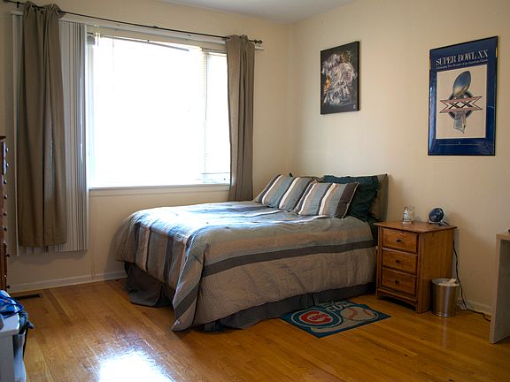 5th image of 2727 N Mildred Ave