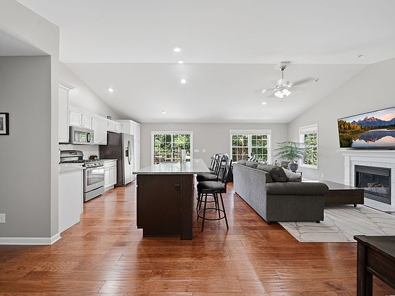 3rd image of 792 Brandon Wyley Dr #1