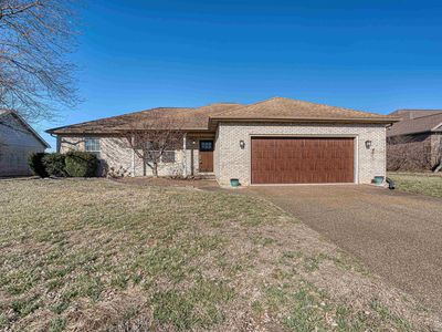 8988 Camelot Dr, Newburgh, IN, 47630
