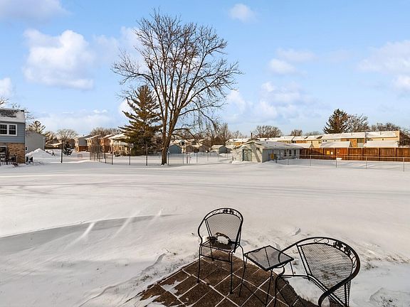 3rd image of 1347 Barkley Ct