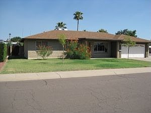 1st image of 3328 W Willow Ave