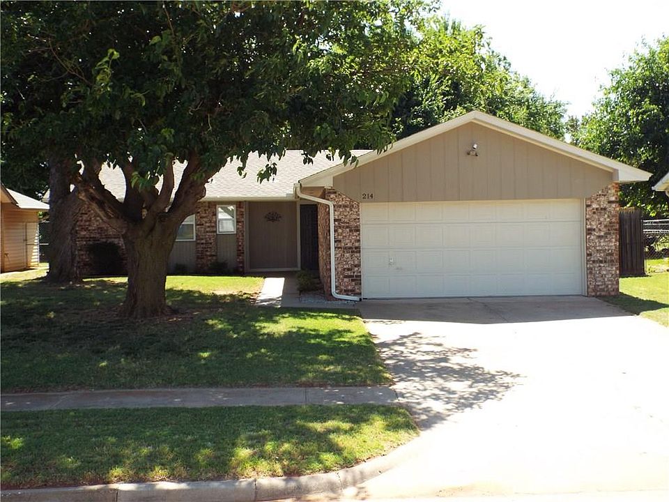 1st image of 214 S Silver Dr