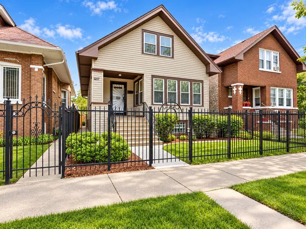 1217 N Mason Ave, Chicago, IL 60651