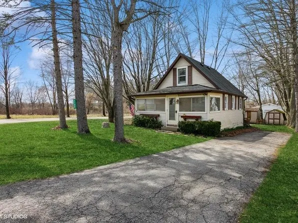 2198 Bass Island Park Dr, Eau Claire, MI 49111