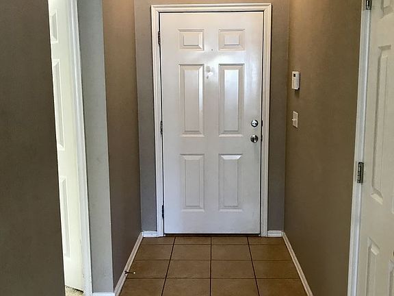 2nd image of 1413 Kenwood Dr