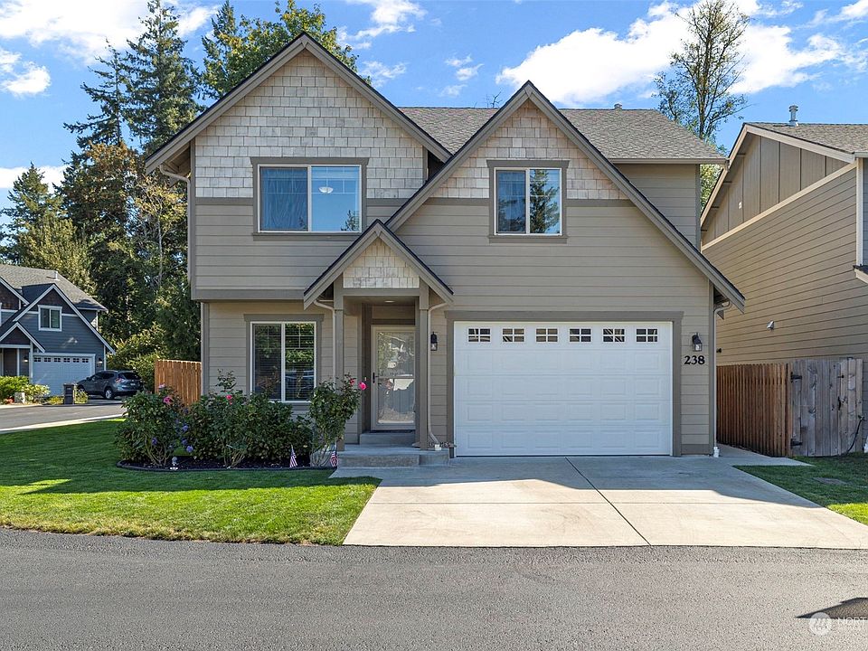 1st image of 238 NE Tronson Circle