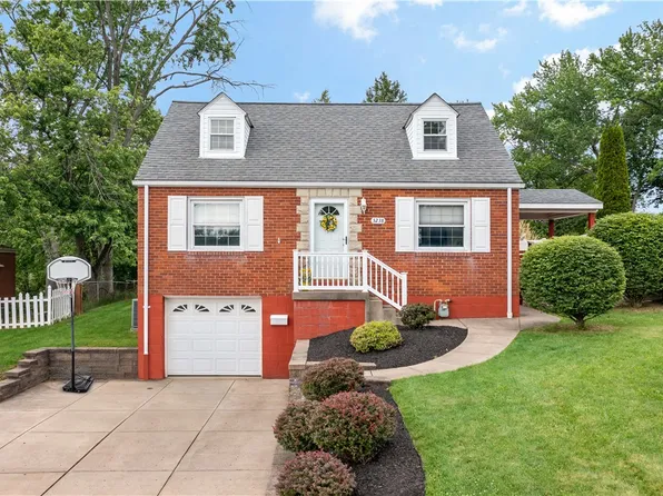 3238 Elderwood Dr, Bethel Park, PA 15102