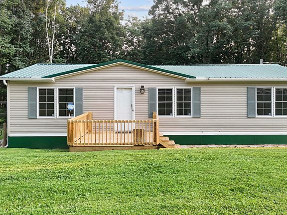 3rd image of 379 Clint Williams Rd