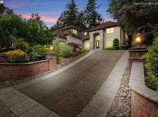 3447 Barrington Dr, West Linn, OR 97068