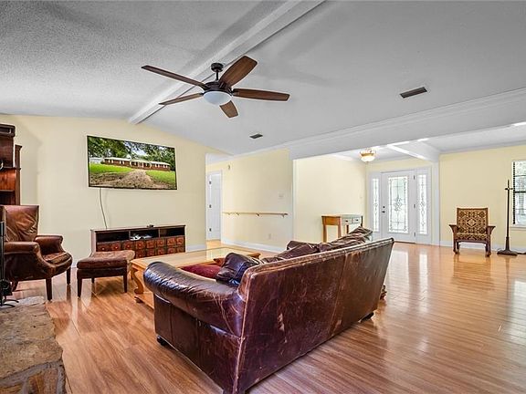 4th image of 12790 Roy Henderson Ln