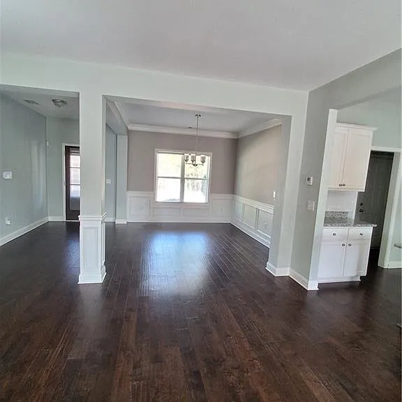 110 Spetchley Way — Photo 3