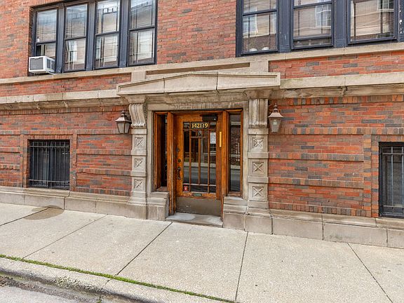 2nd image of 1419 E 58th St #3W