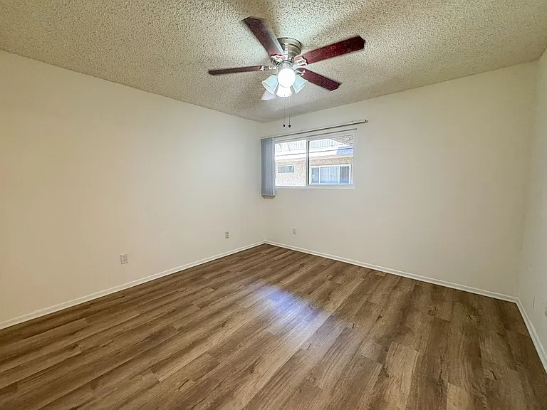 1755 Purdue Ave. — Photo 71