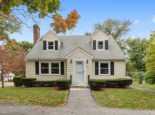 42 Ashwood St, Worcester, MA 01604