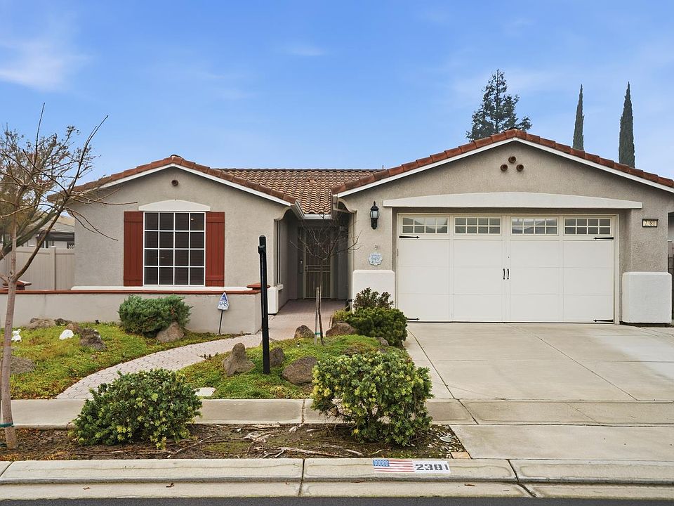 1st image of 2381 Nutwood Pl