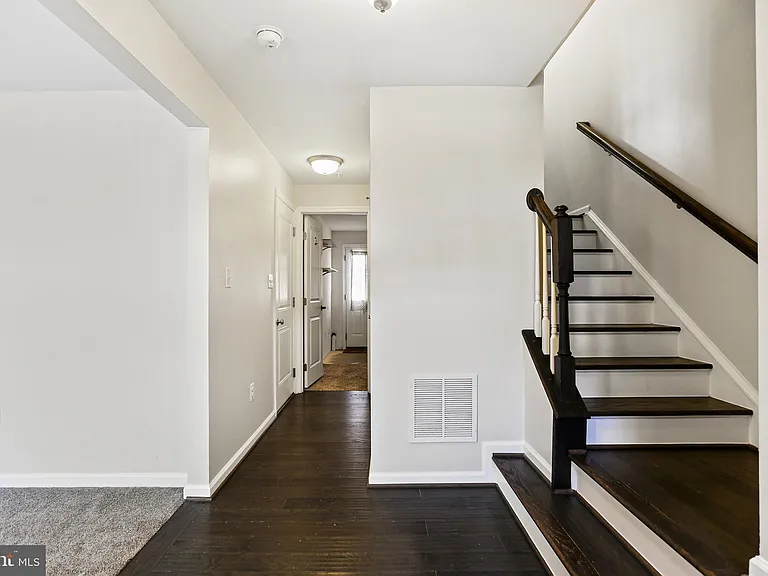 7610 Golden Slumber Ln — Photo 27