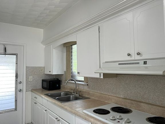 5th image of 2210 N 57th Ave