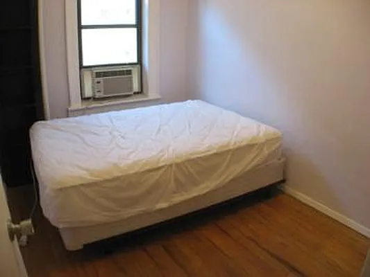 Rented by Corcoran | media 15