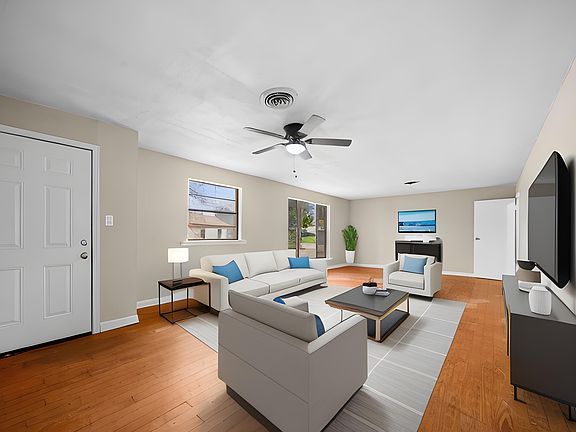 5th image of 1522 N Ross Ave